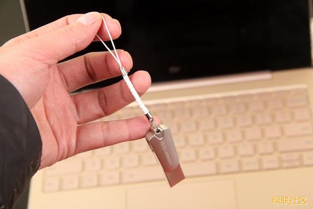 腾博官网诚信为本,专业服务苹果手机U盘测评