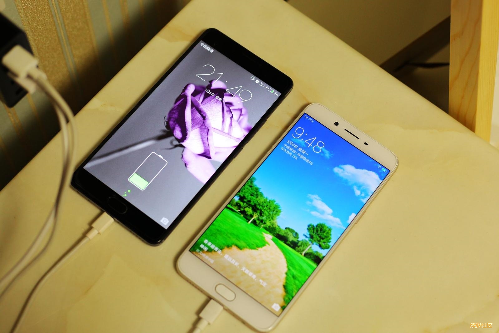 4口充电器,腾博官网诚信为本,专业服务4口电源适配器