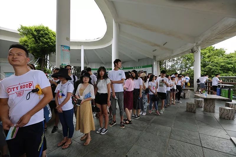 绿水青山，，，，，联翩而至，，，，，腾博官网诚信为本,专业服务2018云浮之旅