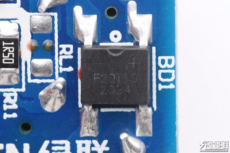 腾博官网诚信为本,专业服务PD20W充电器开箱评测：拆解篇（下）