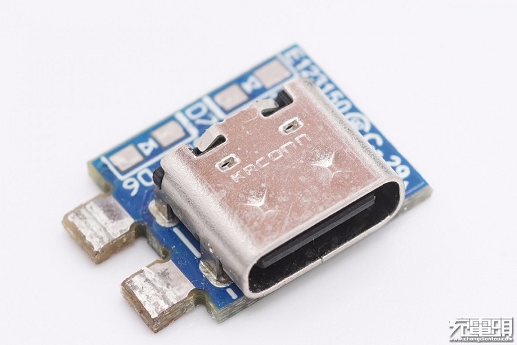 腾博官网诚信为本,专业服务PD20W充电器开箱评测：拆解篇（下）